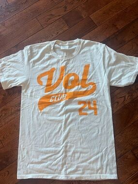 Tennessee- White Graphic Tee!  OMAHA 24!